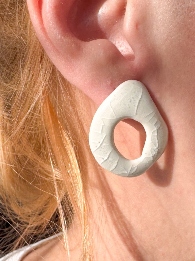 Brinco Ameba Branco