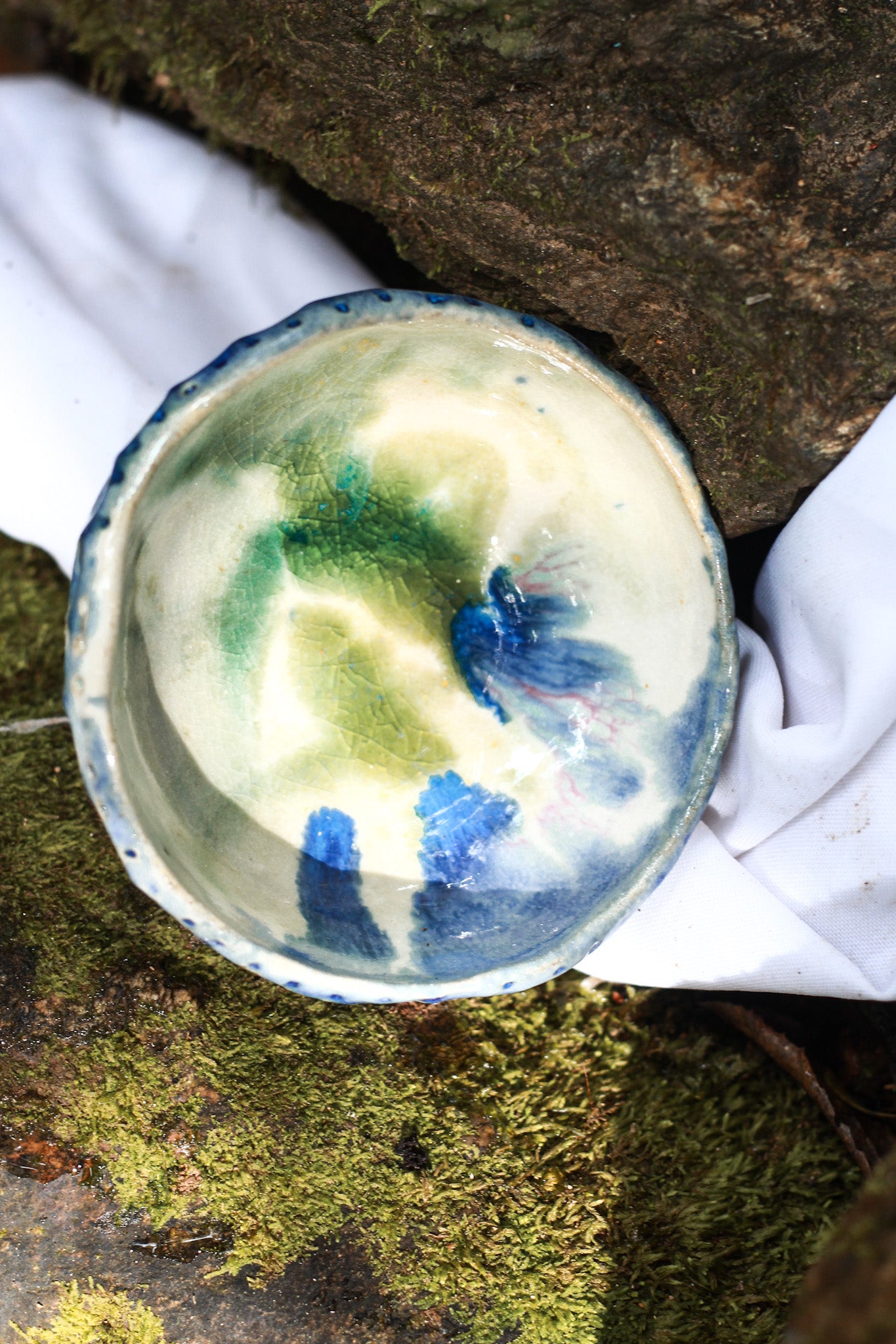 Bowl colour