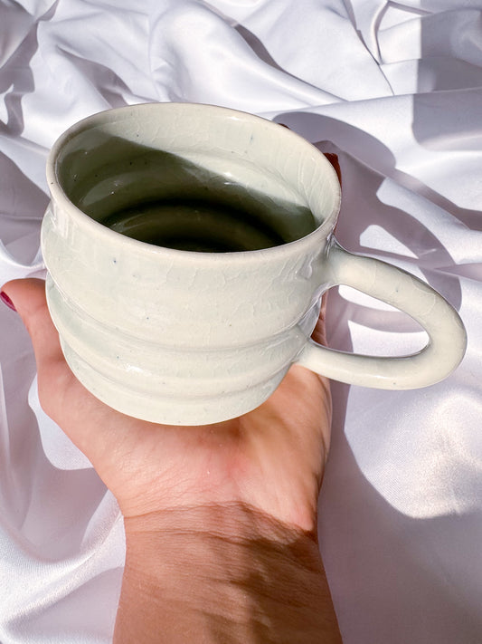 Caneca Levemente Azul