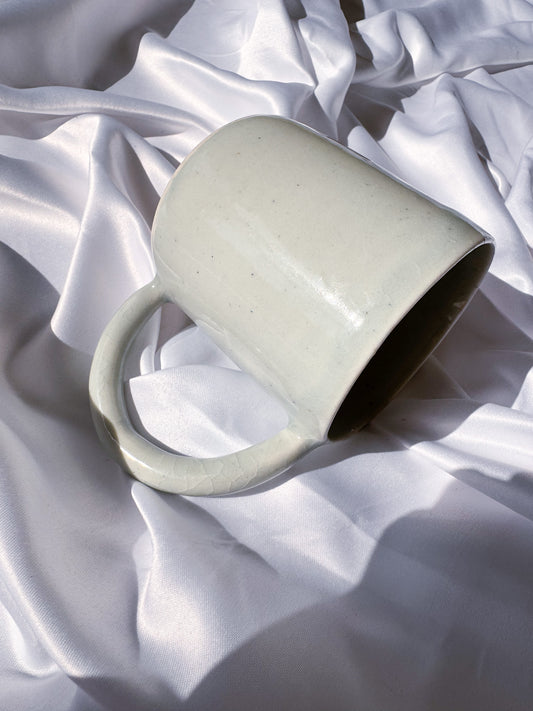 Caneca Levemente Azul