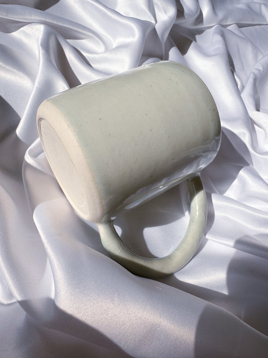 Caneca Levemente Azul